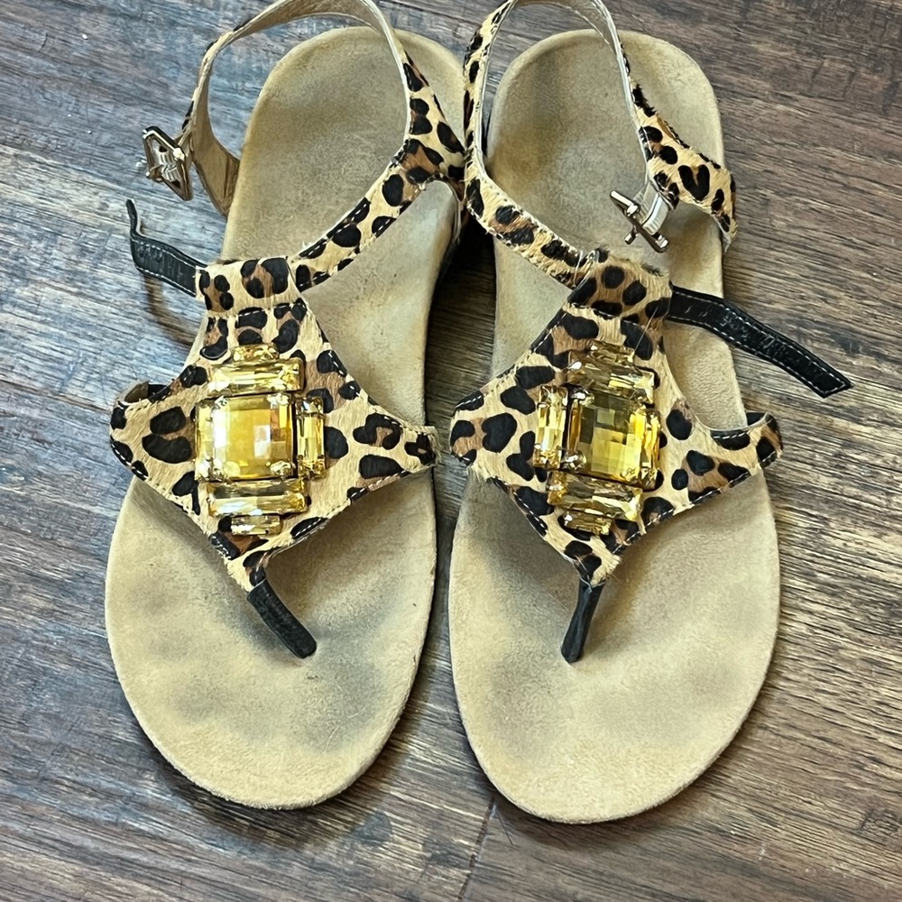 GUC Vionic Size 8 Sandals